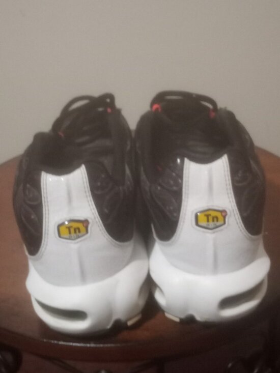 Nike Air Max Plus TN Supernova 2020 Black Gray Red White CW6019-001 Men\'s Sz 12